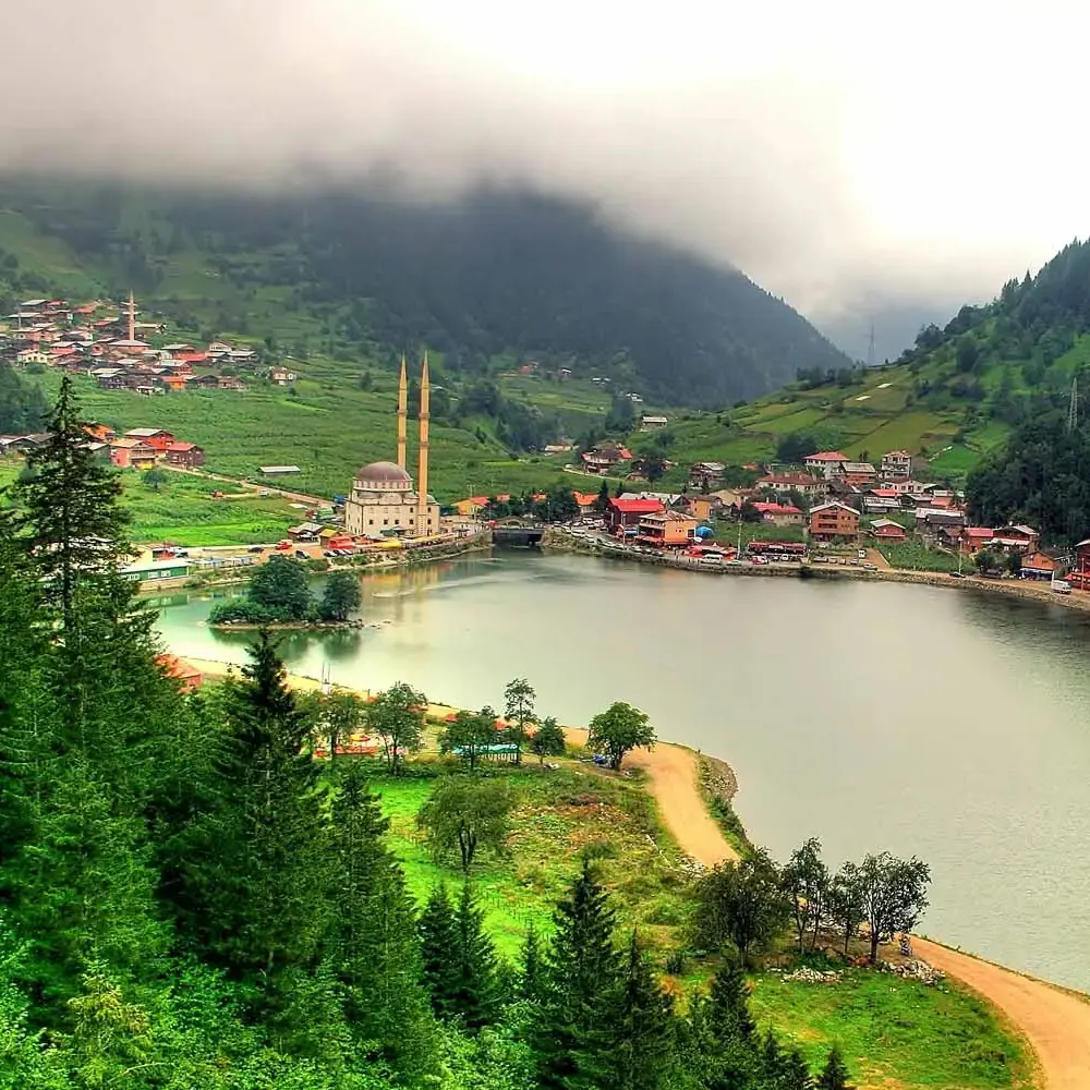 Uzungol Lake